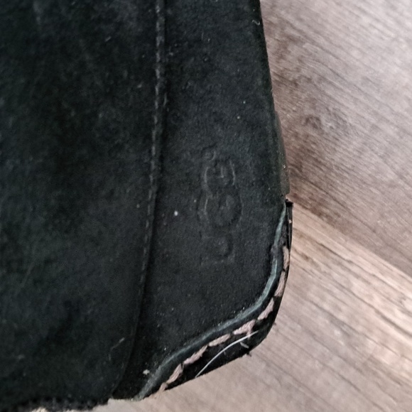 UGG Chickaree - Picture 7 of 9